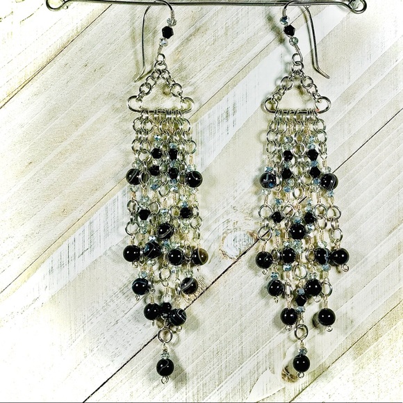 Artisan Lacey Chandelier Earrings in Black/Silver - Picture 5 of 6